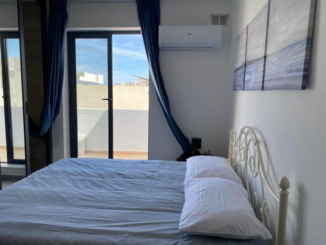 Broadway By The Sea Apartment St. Paul's Bay Ngoại thất bức ảnh